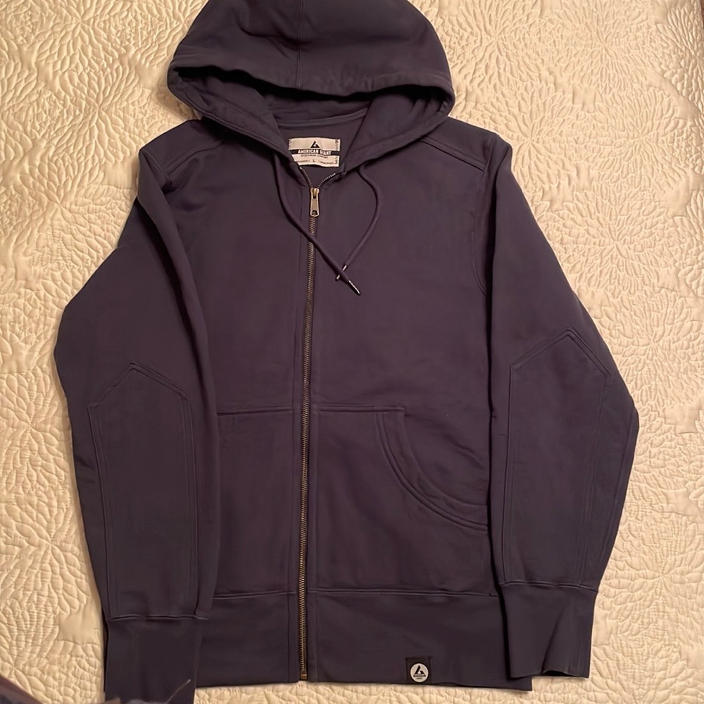 COPY - Classic Navy Blue Hoodie from American Giant - Great Condition Size L